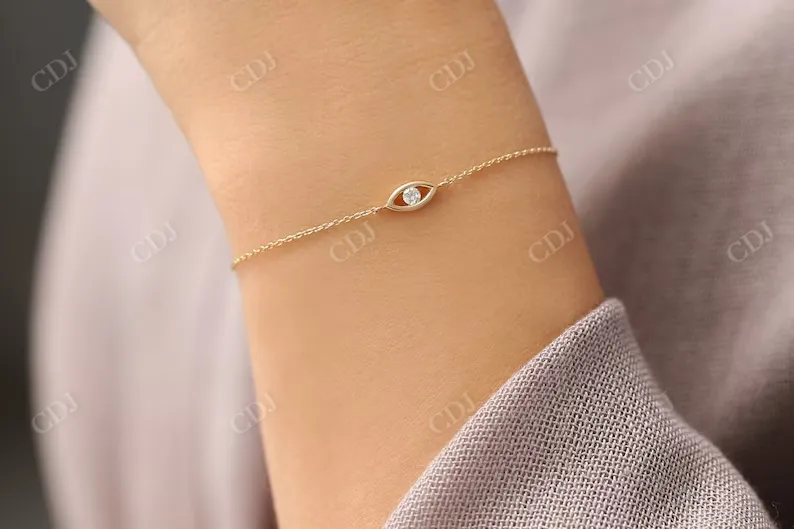 0.08CTW Moissanite Eye Diamond Bracelet