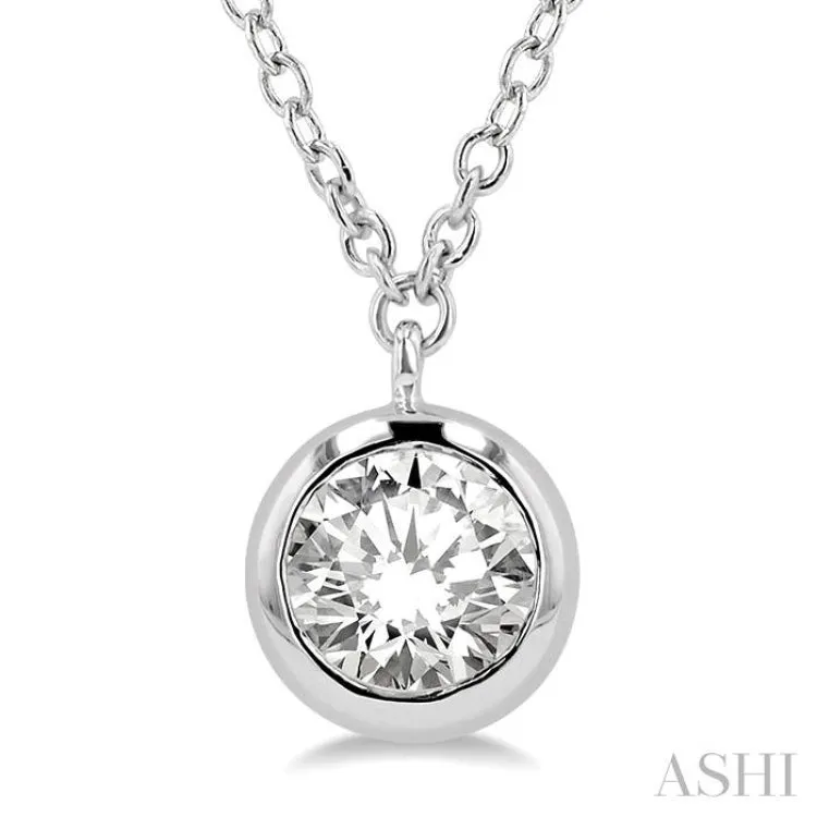 1/2 ctw Round Cut Diamond Necklace in 14K White Gold