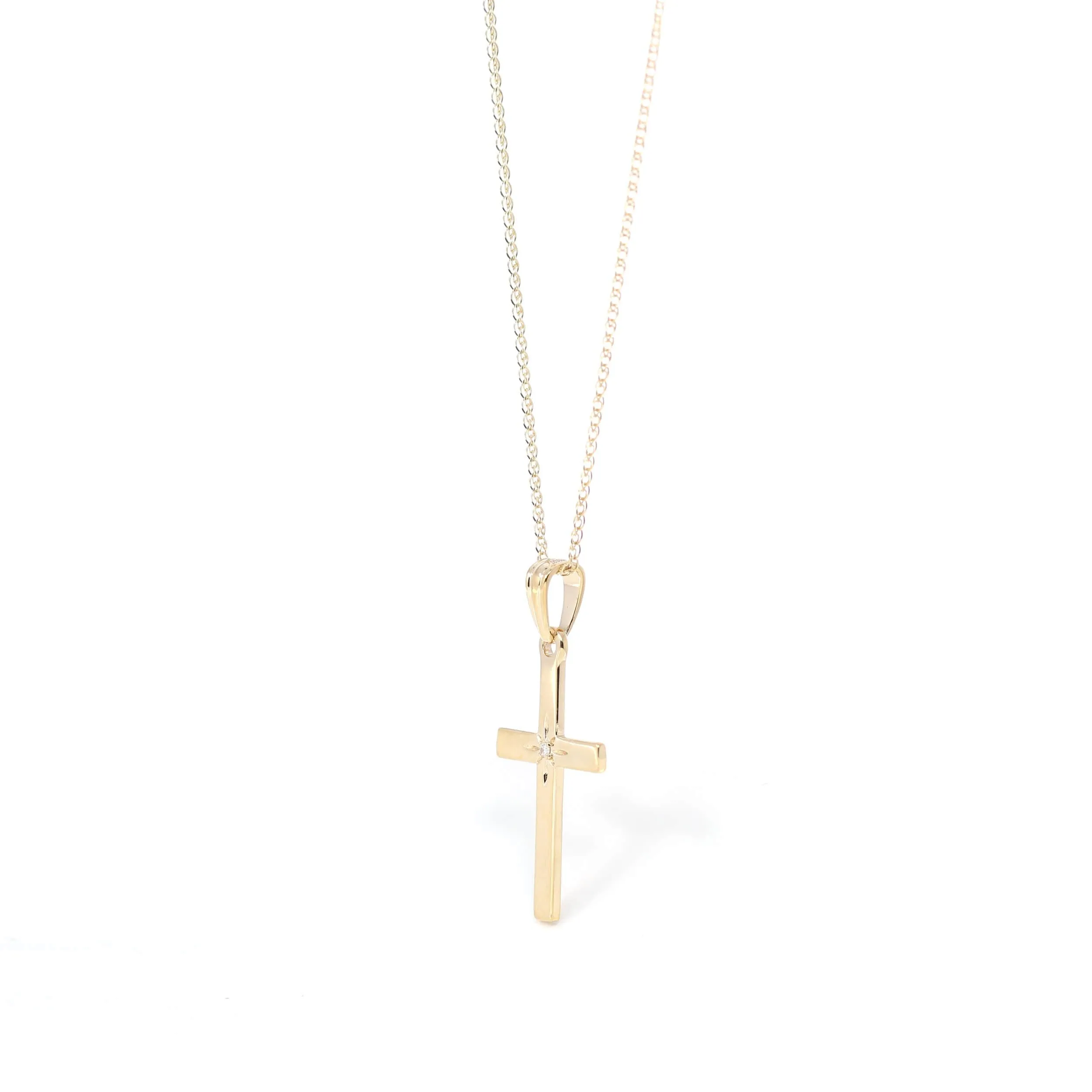 18K Yellow Gold Cross Pendant Necklace With VS1 Diamond