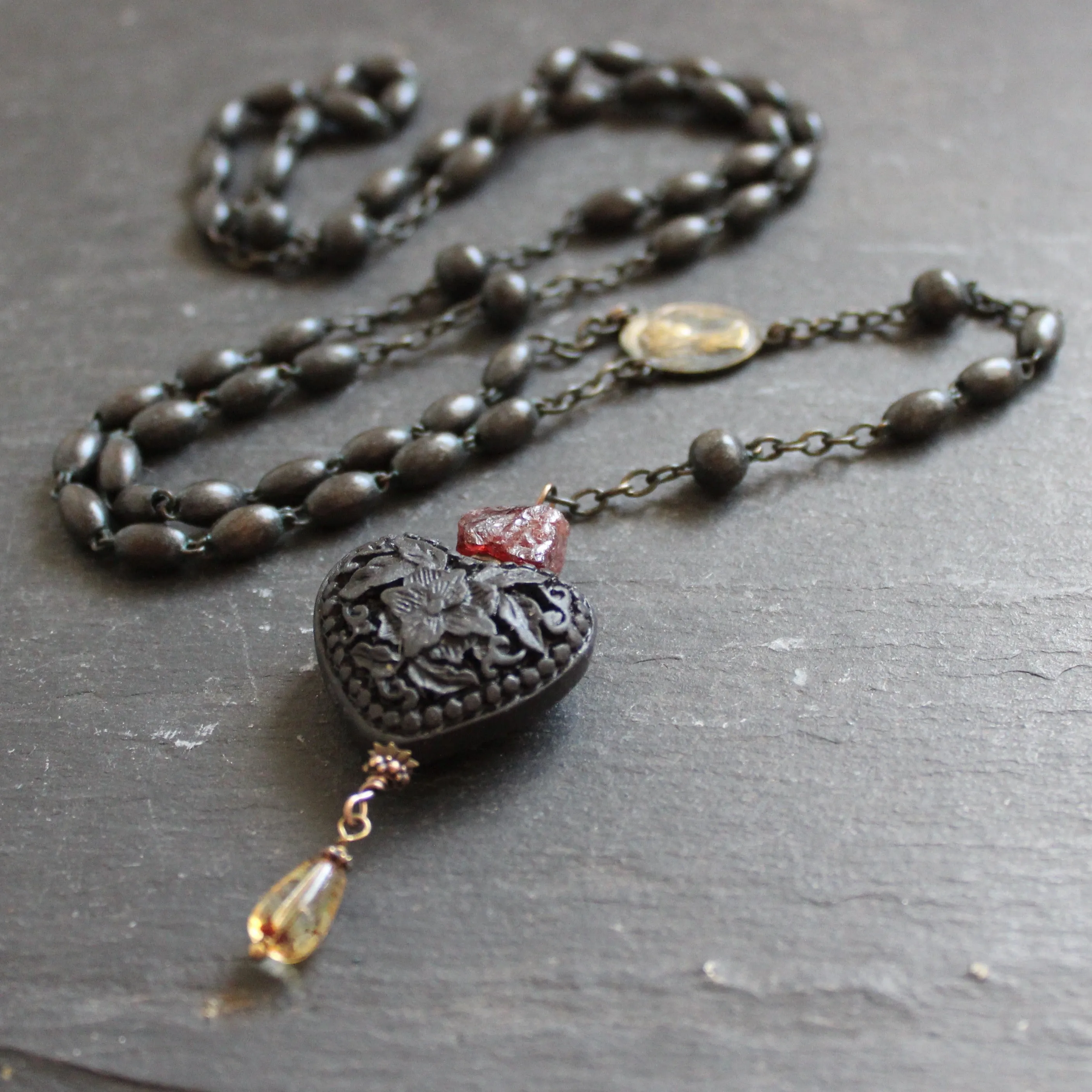 Black Hearted Love Gothic Rosary Necklace