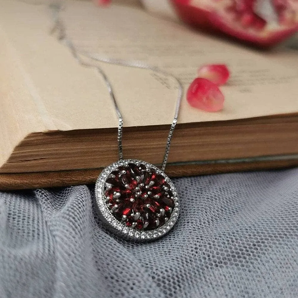 Classic Natural Red Garnet Gemstone Necklace