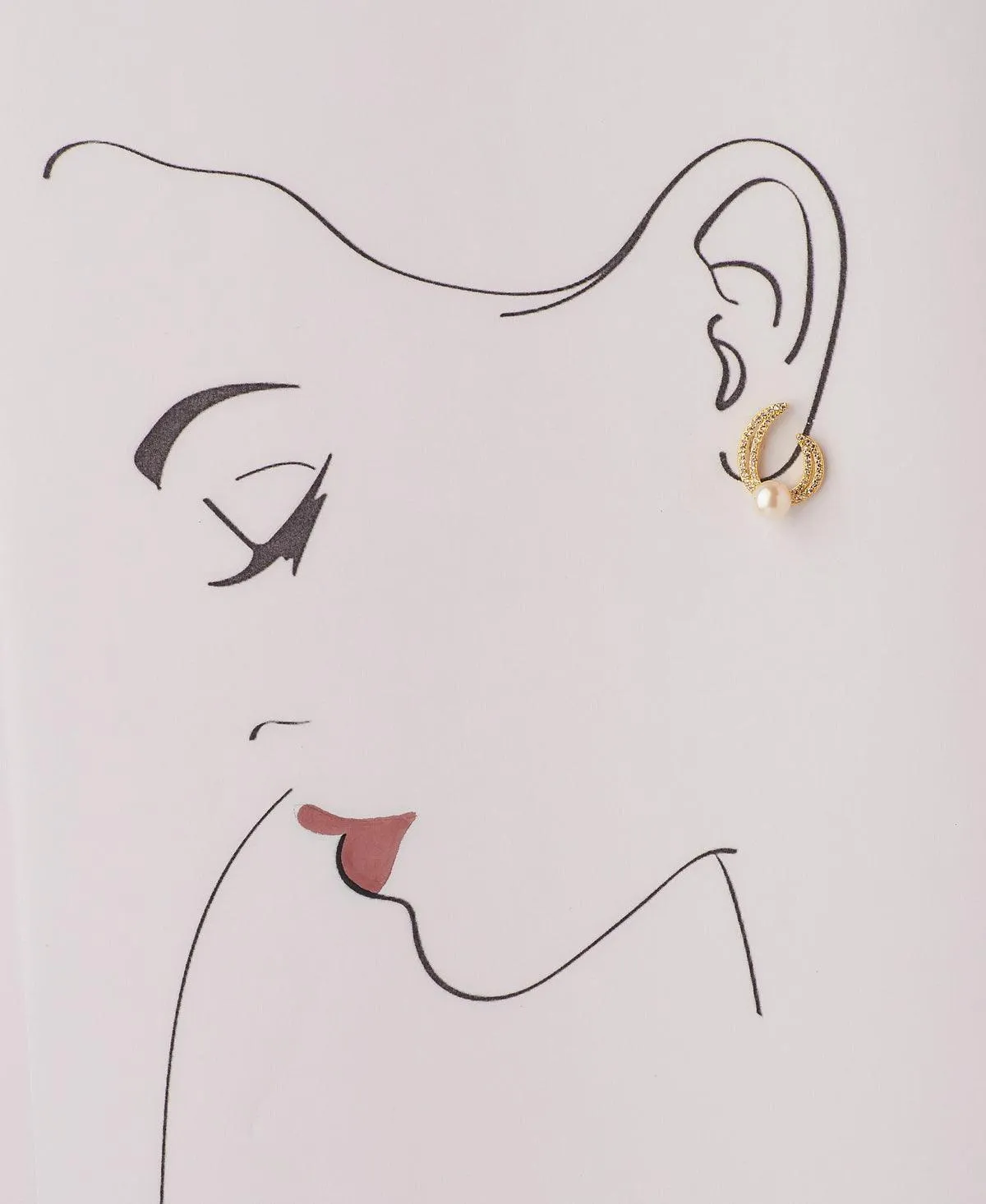 Classy Pearl Stud Earring