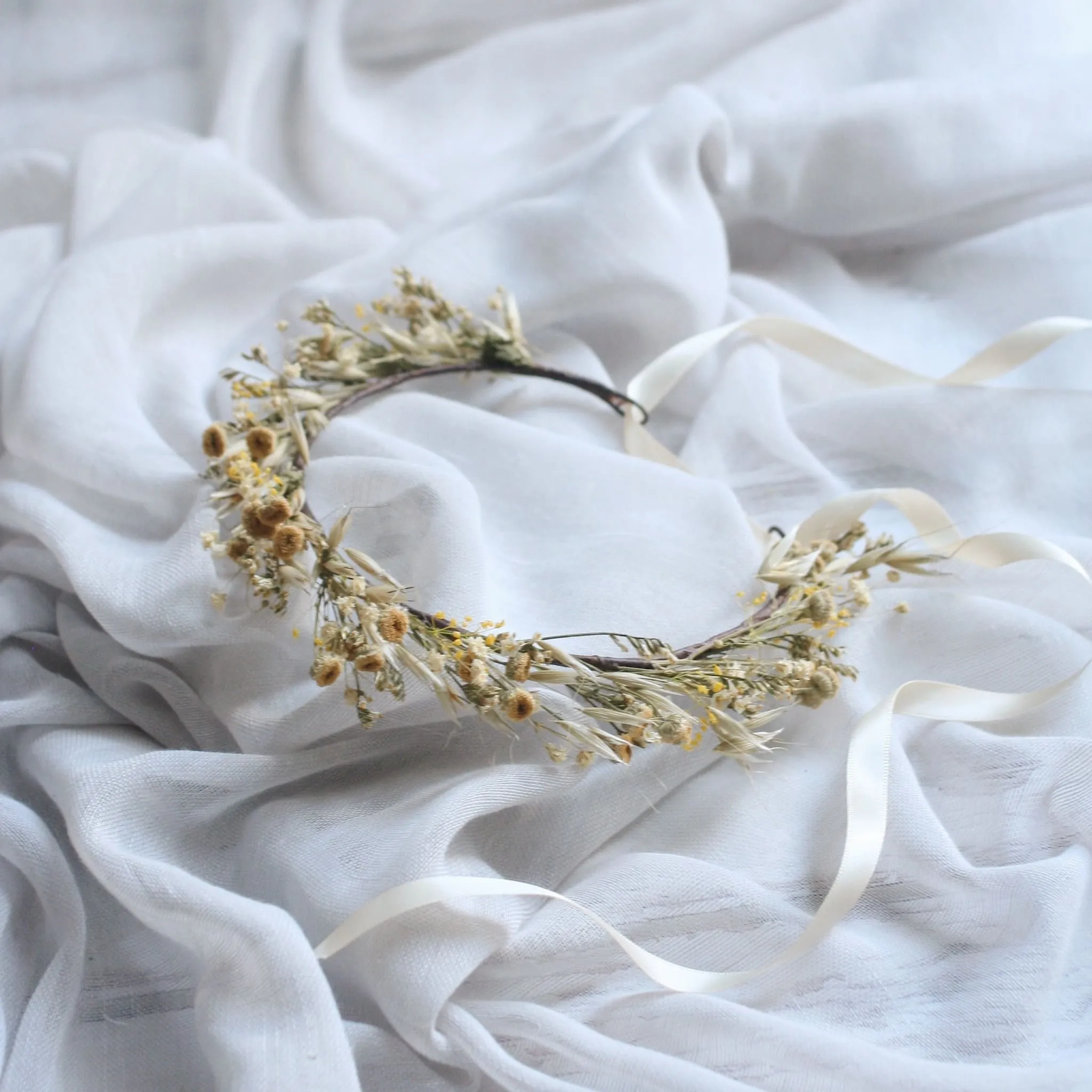 Dried Flower Crown Natural