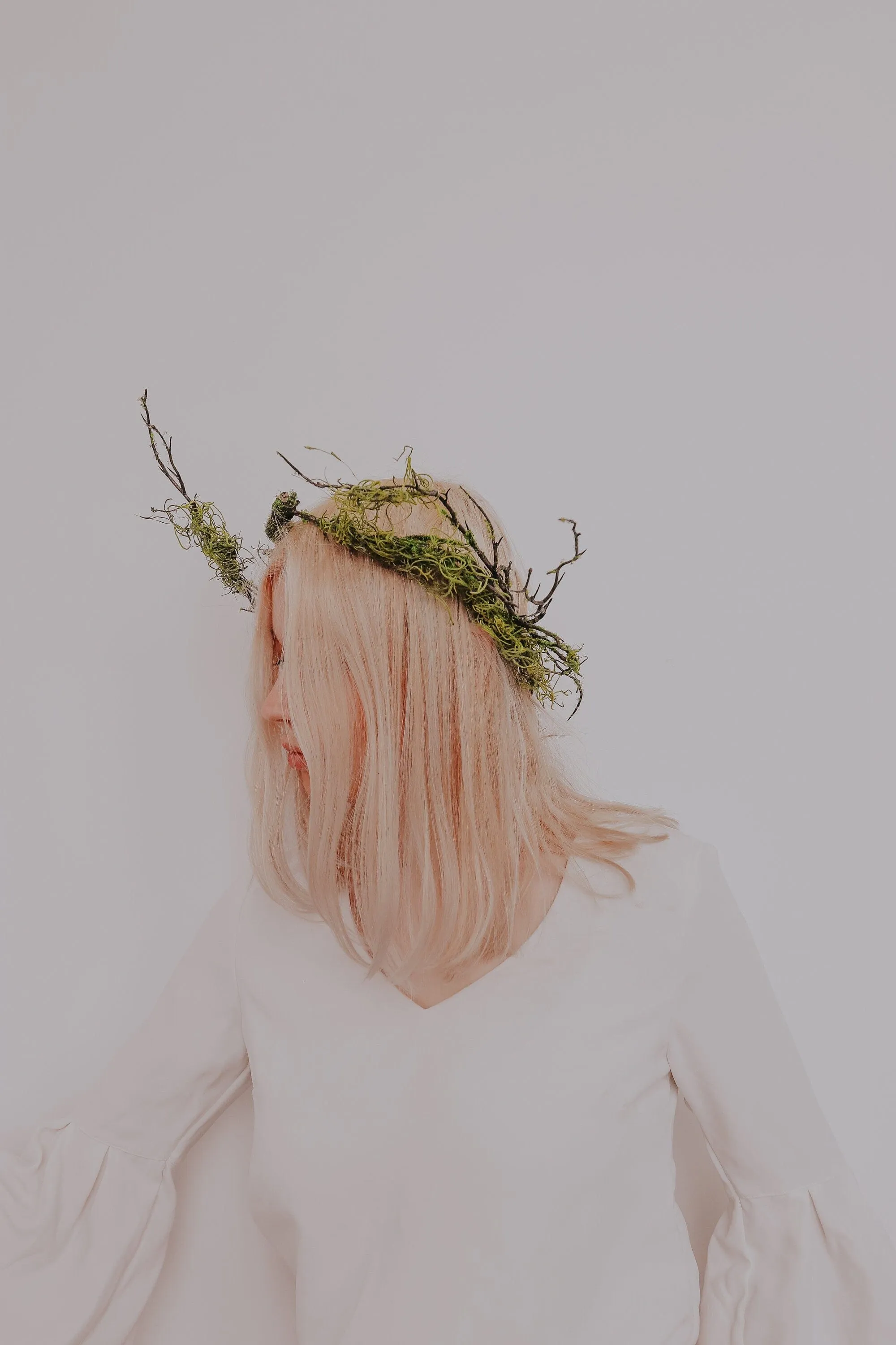 Elven Queen Woodland Crown, Artificial Green Ivy Bridal Crown,  Wild Twig bridal crown, leaf crown, Forest Crown