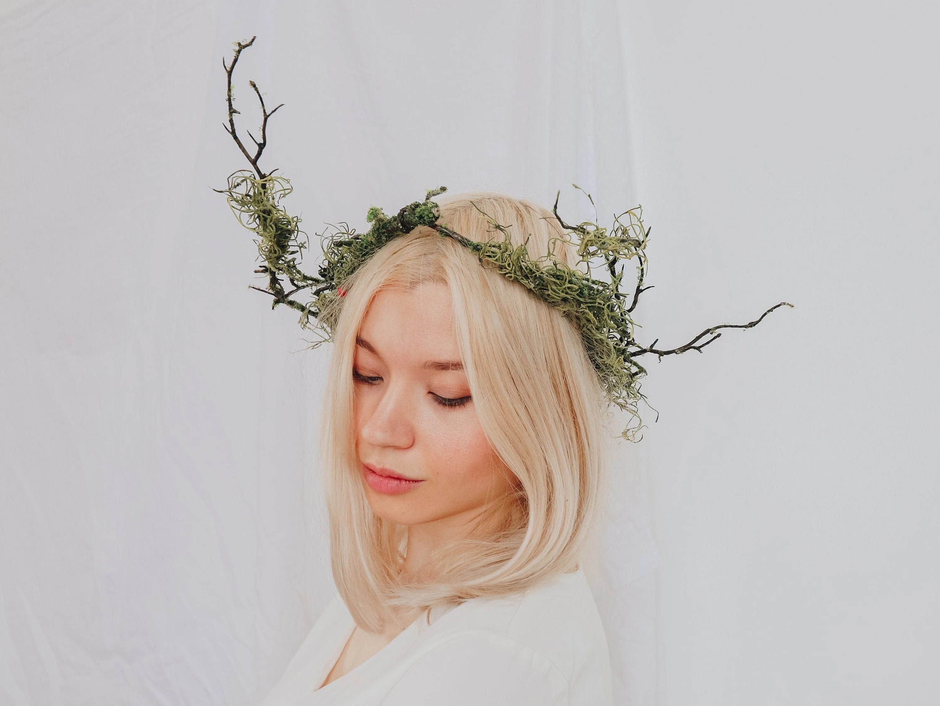 Elven Queen Woodland Crown, Artificial Green Ivy Bridal Crown,  Wild Twig bridal crown, leaf crown, Forest Crown