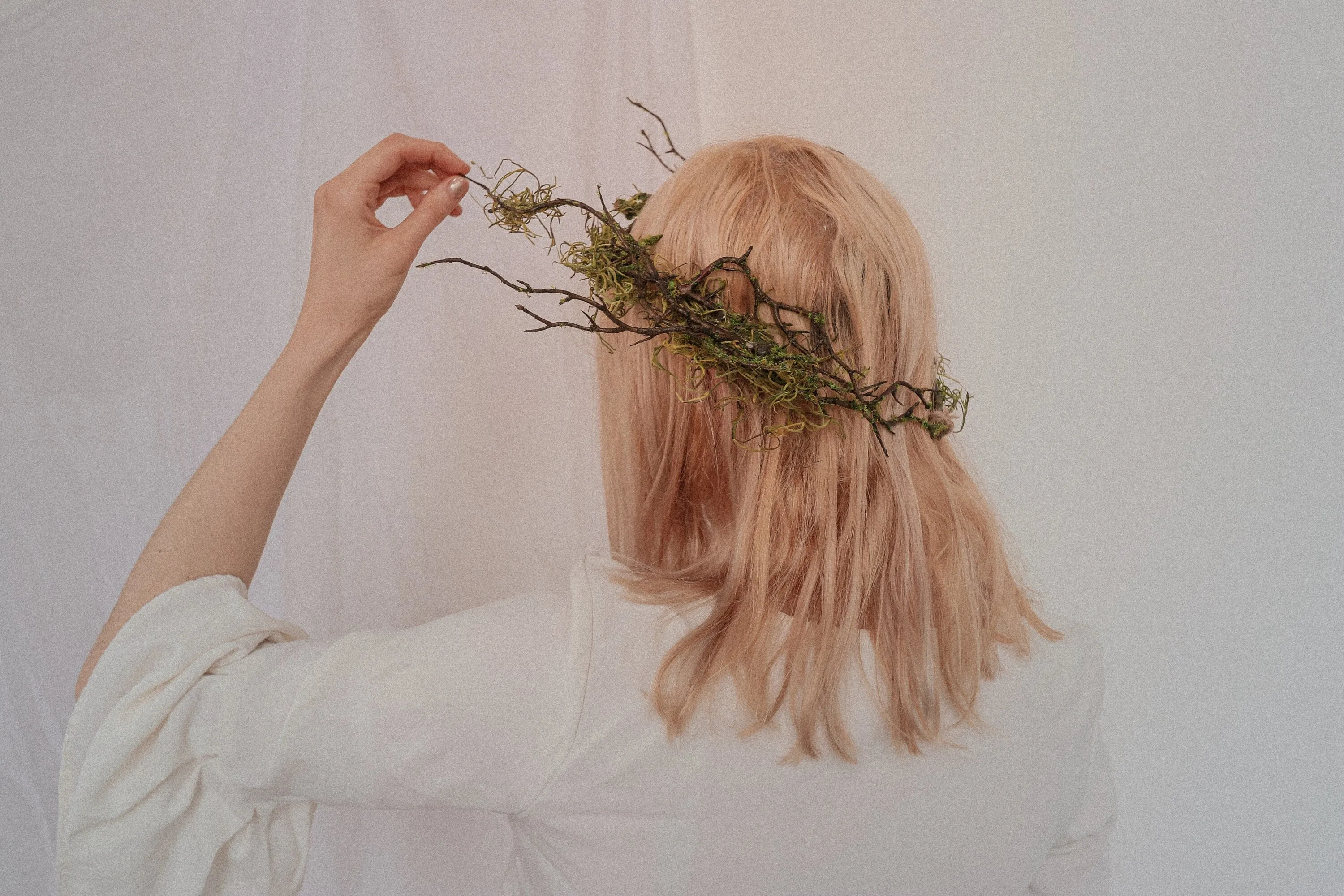 Elven Queen Woodland Crown, Artificial Green Ivy Bridal Crown,  Wild Twig bridal crown, leaf crown, Forest Crown