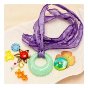 Prima Marketing - Ruby Violet - Loopies Necklace Kit No.01