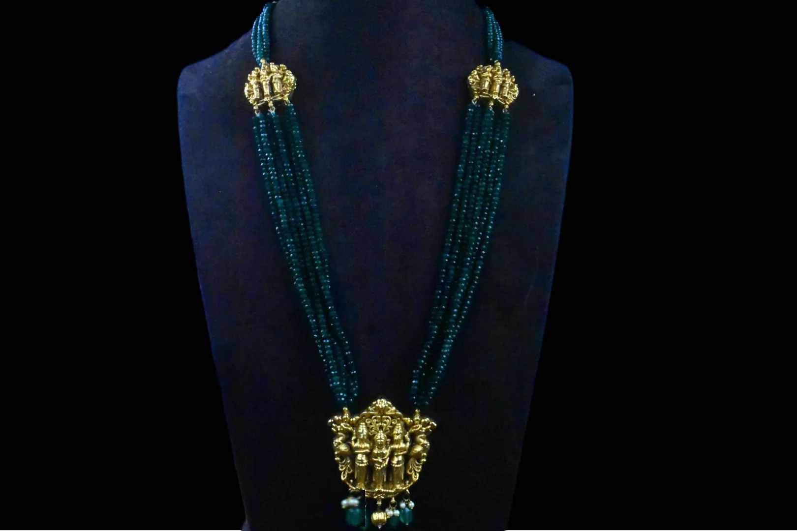 Ram Parivar multi-row Antique Haram

By Asp Fashion Jewellery