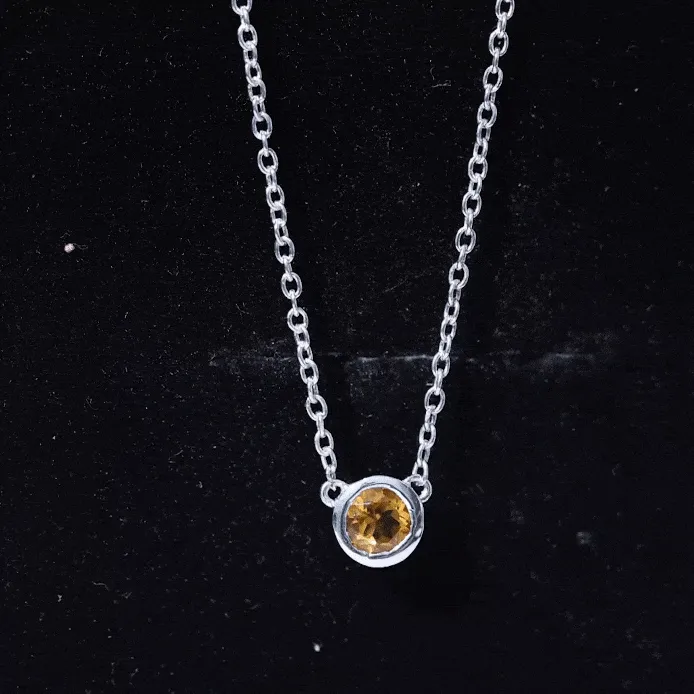 Round Shape Citrine Solitaire Necklace in Bezel Setting