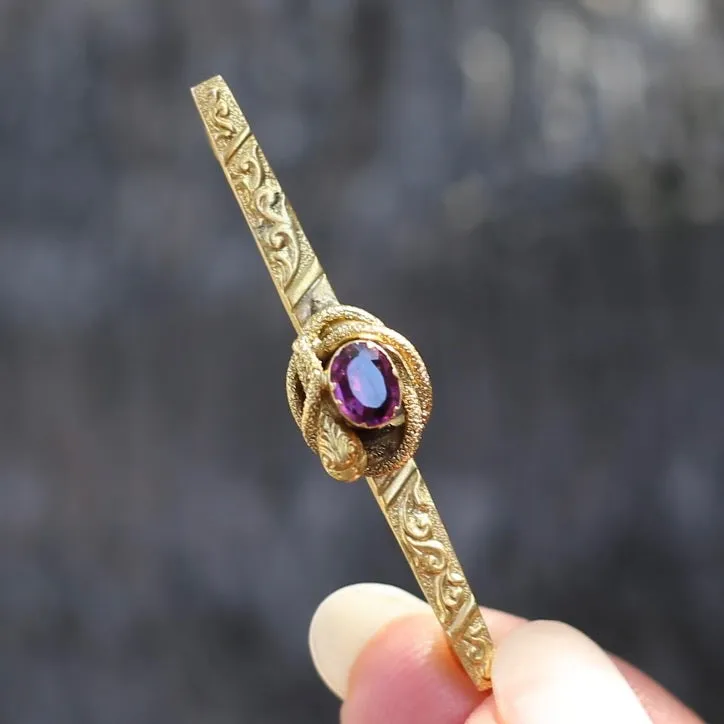 Victorian 9ct Gold Bar Brooch with Snake & Garnet Detail, 9ct Yellow Gold, 2.66g